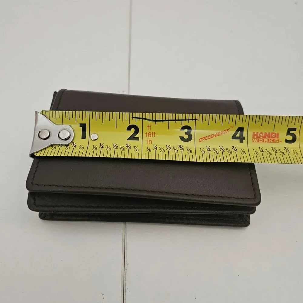 Winn International Leather Card Case Brown
